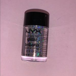 NYX glitter